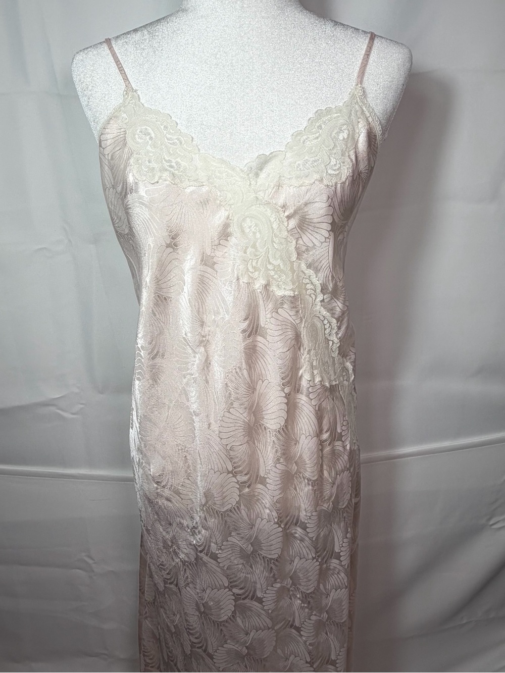 VTG Linder Bis Pink Jacquard Floral Slip Dress Nightie Lace Trim Petite Small